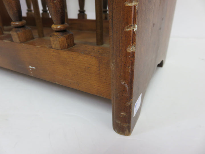Traidional Wood Magazine Rack
