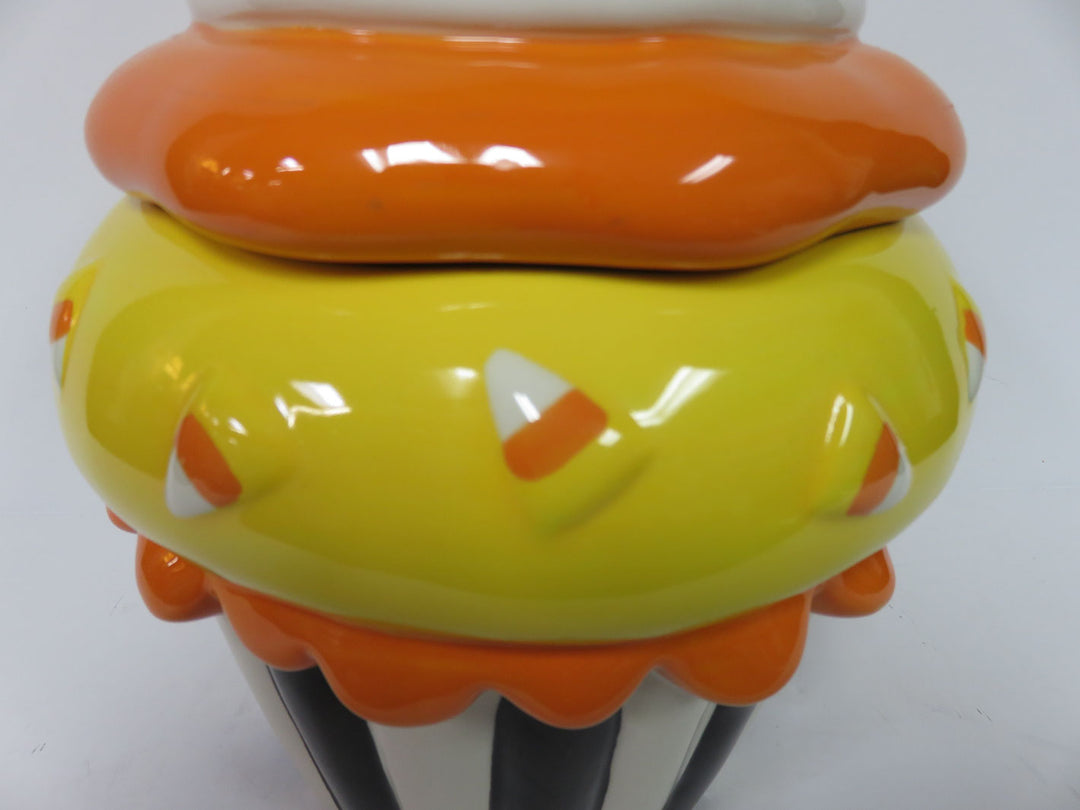 Cupcake Cookie Jar