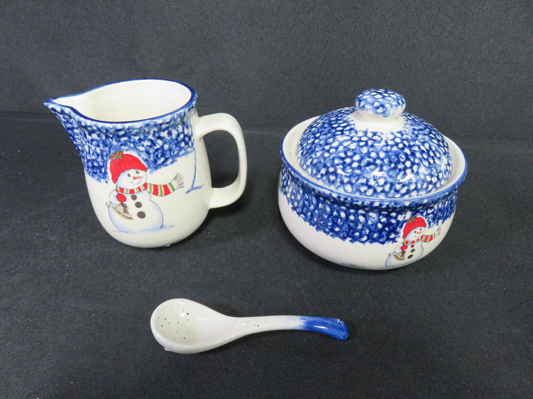 Thomson Pottery Dish Set