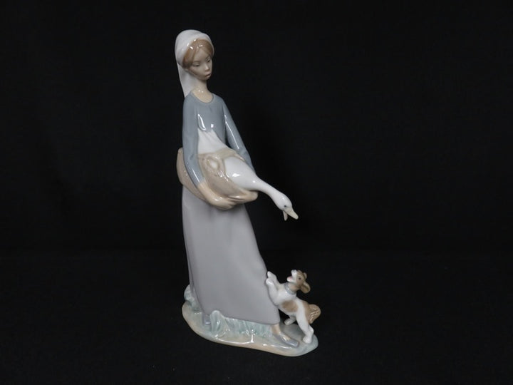 Lladró Figurine
