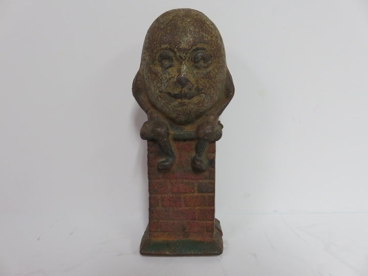 Humpty Dumpty on Wall Bank