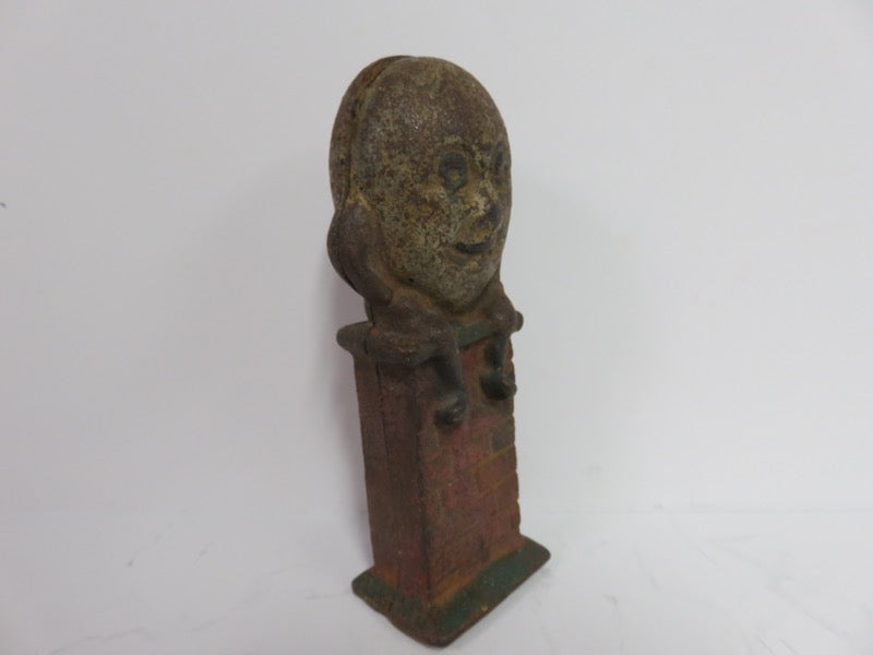 Humpty Dumpty on Wall Bank