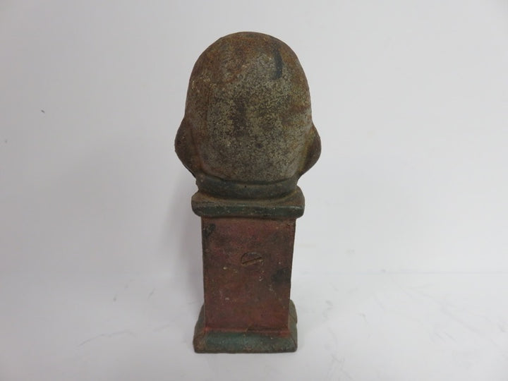 Humpty Dumpty on Wall Bank