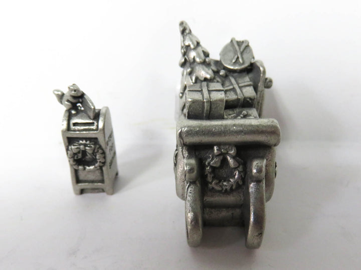 Lisa Leonard "Santa's Sleigh and Letters"