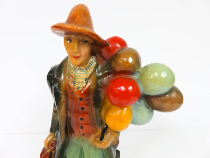 Chalkware Ballon Seller