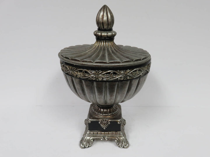 Pedestal Vessel