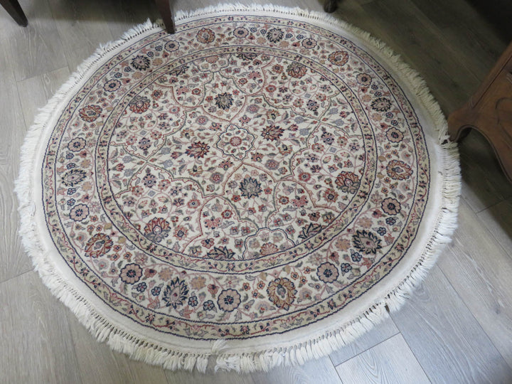 Round Oriental Area Rug