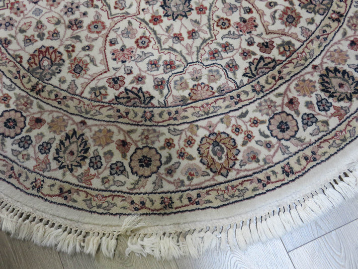 Round Oriental Area Rug
