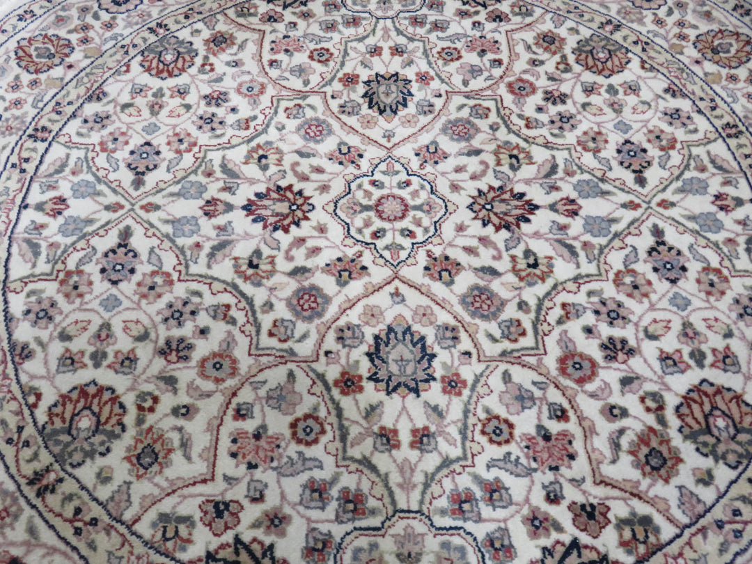 Round Oriental Area Rug