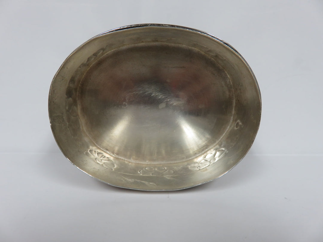 Daisy Lidded Trinket Box