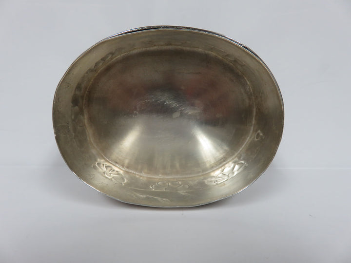 Daisy Lidded Trinket Box