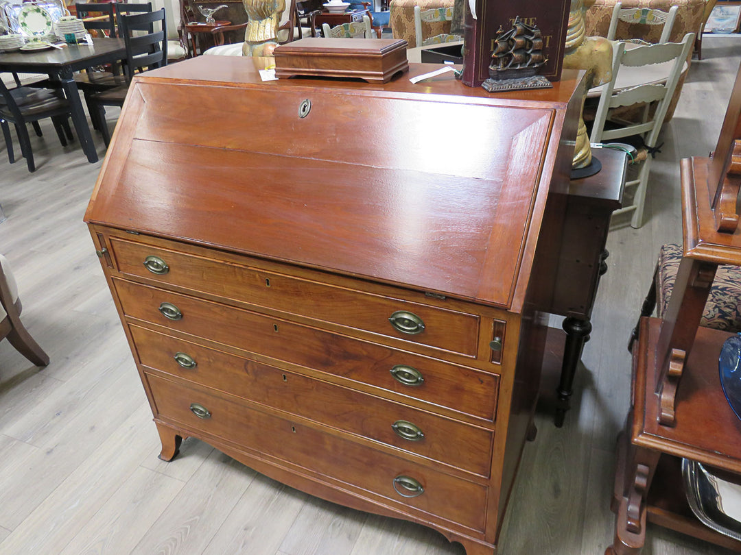 Antique American Hepplewhite Slant-Top Desk