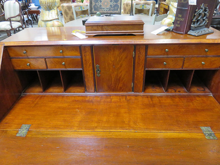 Antique American Hepplewhite Slant-Top Desk