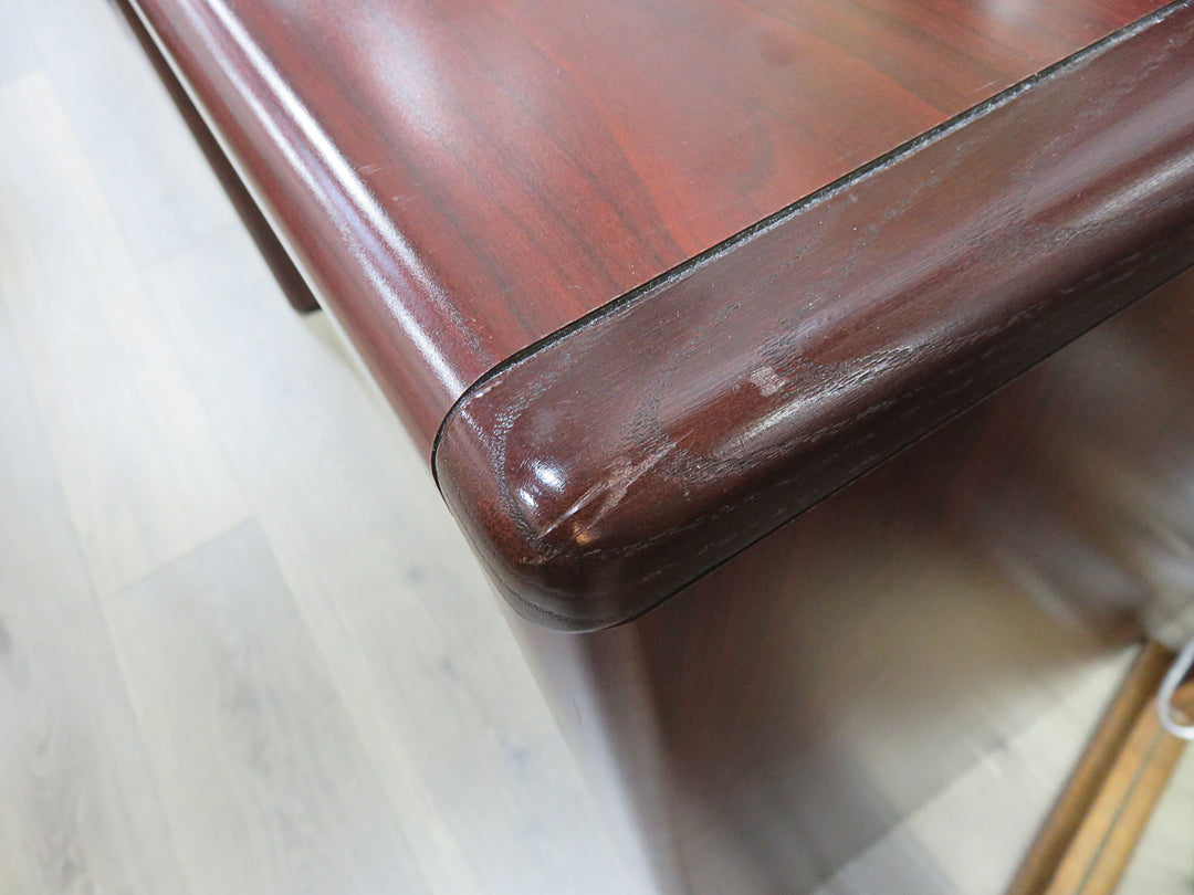 Wood-Look Laminate Desk