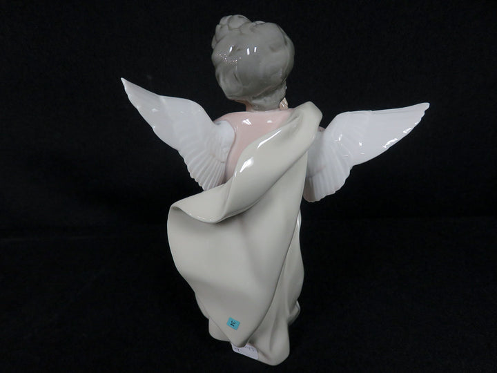 Lladró Figurine