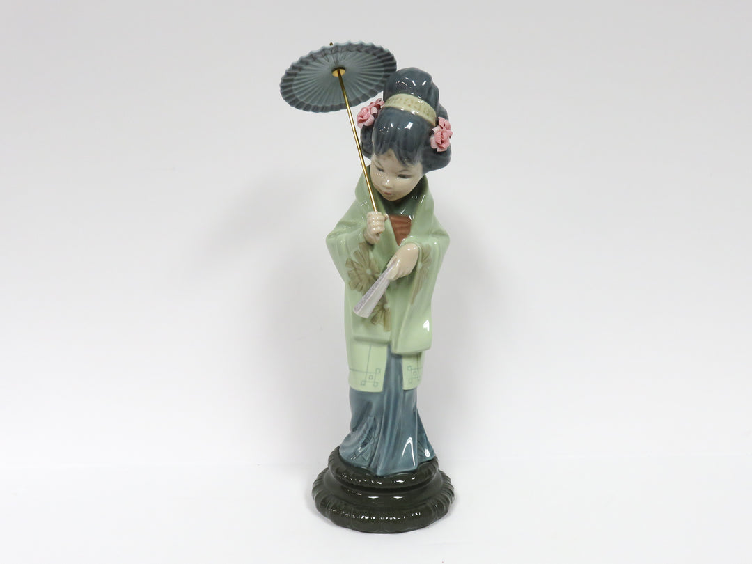 Lladró Figurine