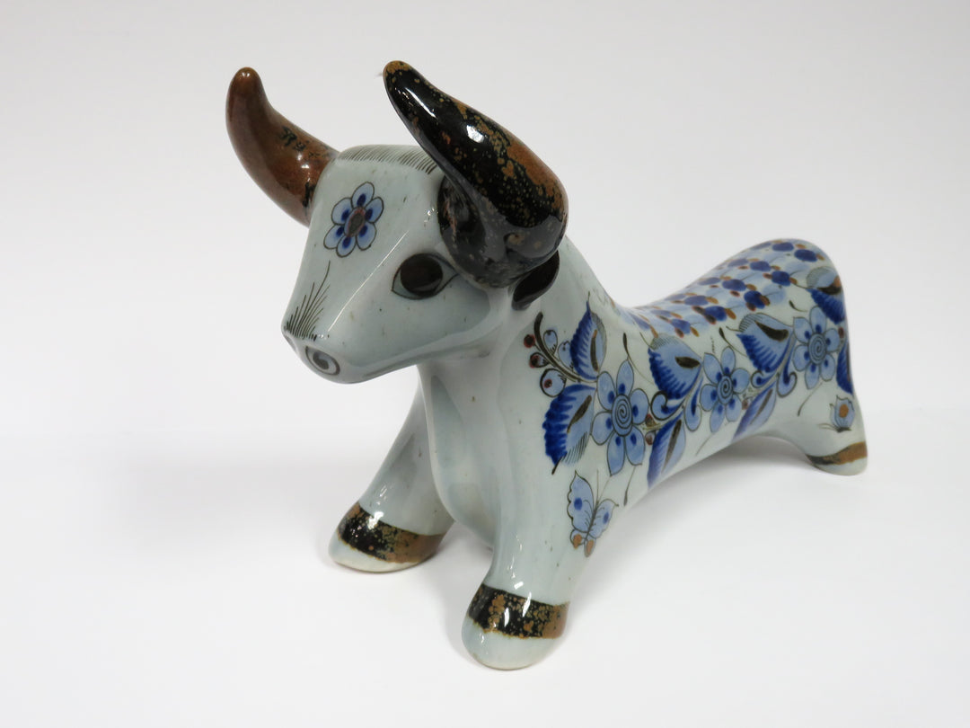 El Palomar Bull Figurine