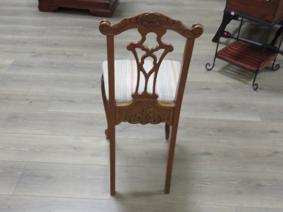 Decorative Victorian Doll/Teddy Bear Chair