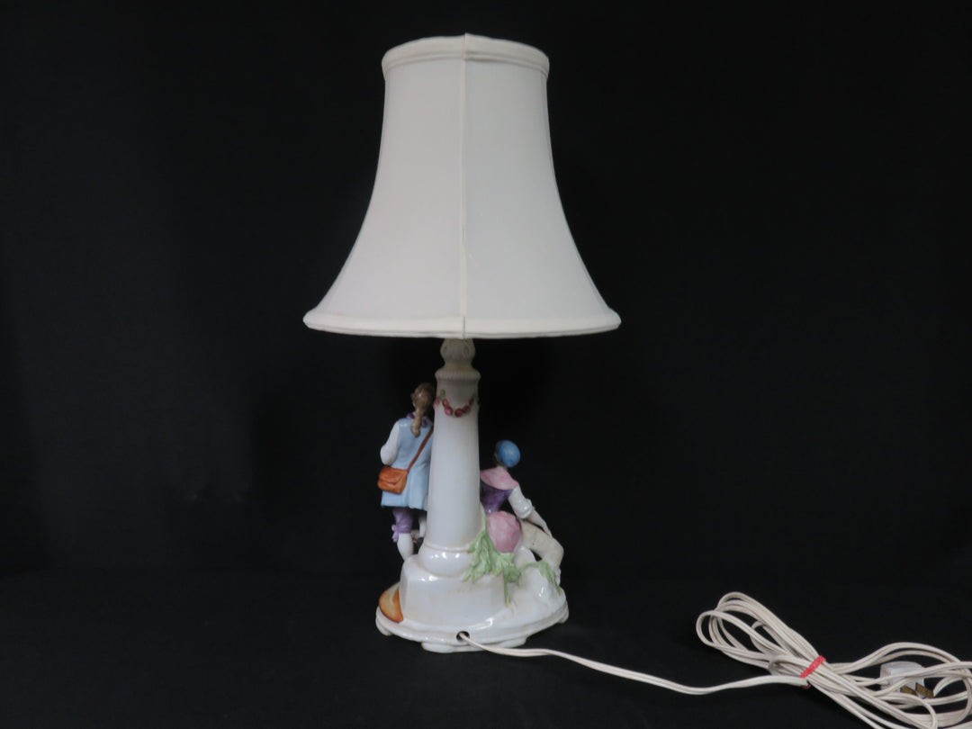 Shepherds Figurine Table Lamp