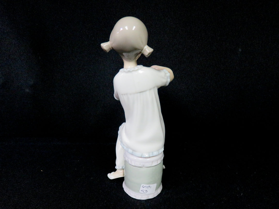 Lladró Figurine