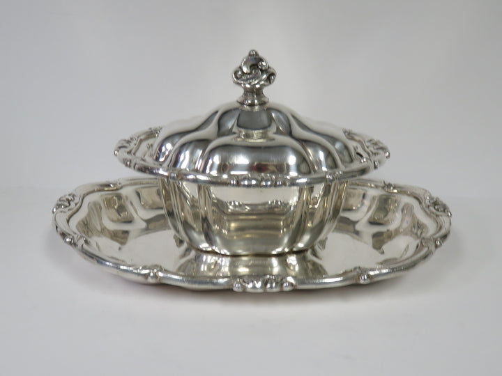 Oneida Silversmiths Sauce Dish and Tray