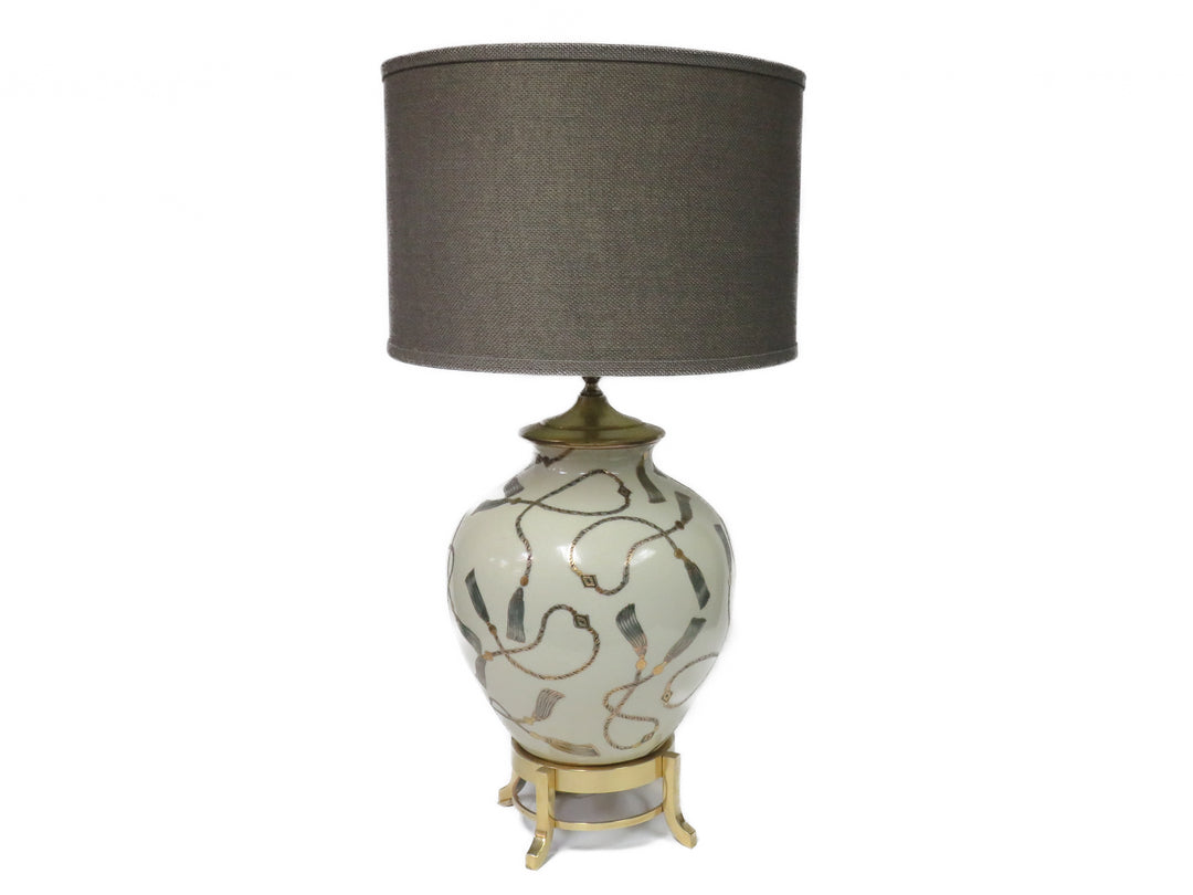 NeoClassical Table Lamp