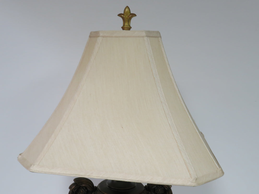 Urn Shaped Table Lamp