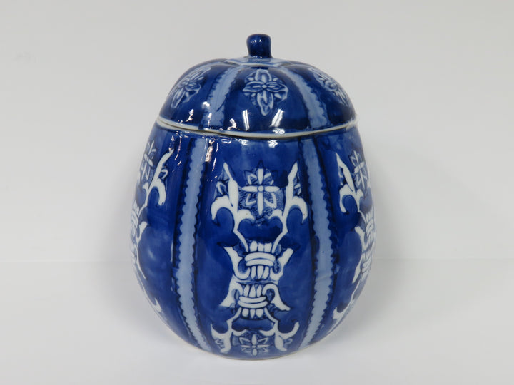 Chinoiserie Decorative Jar