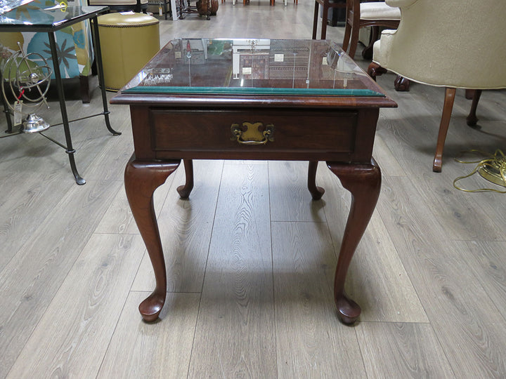 Queen Anne Style End Table