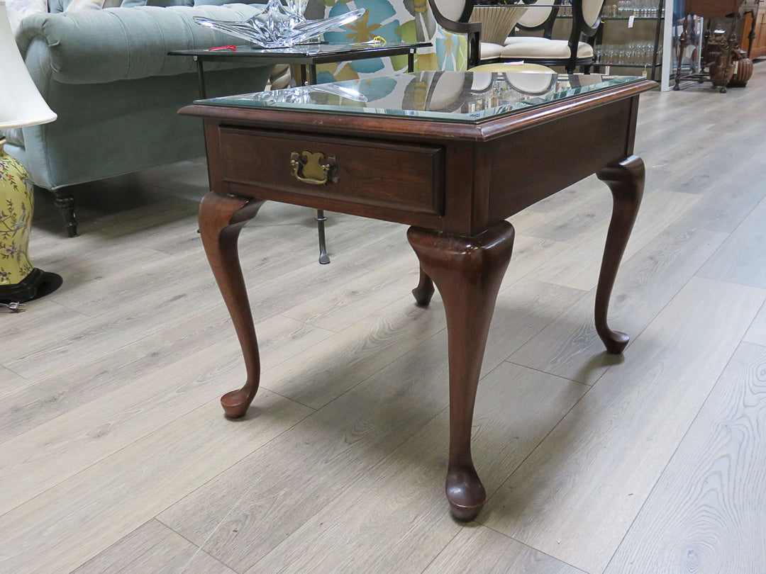 Queen Anne Style End Table