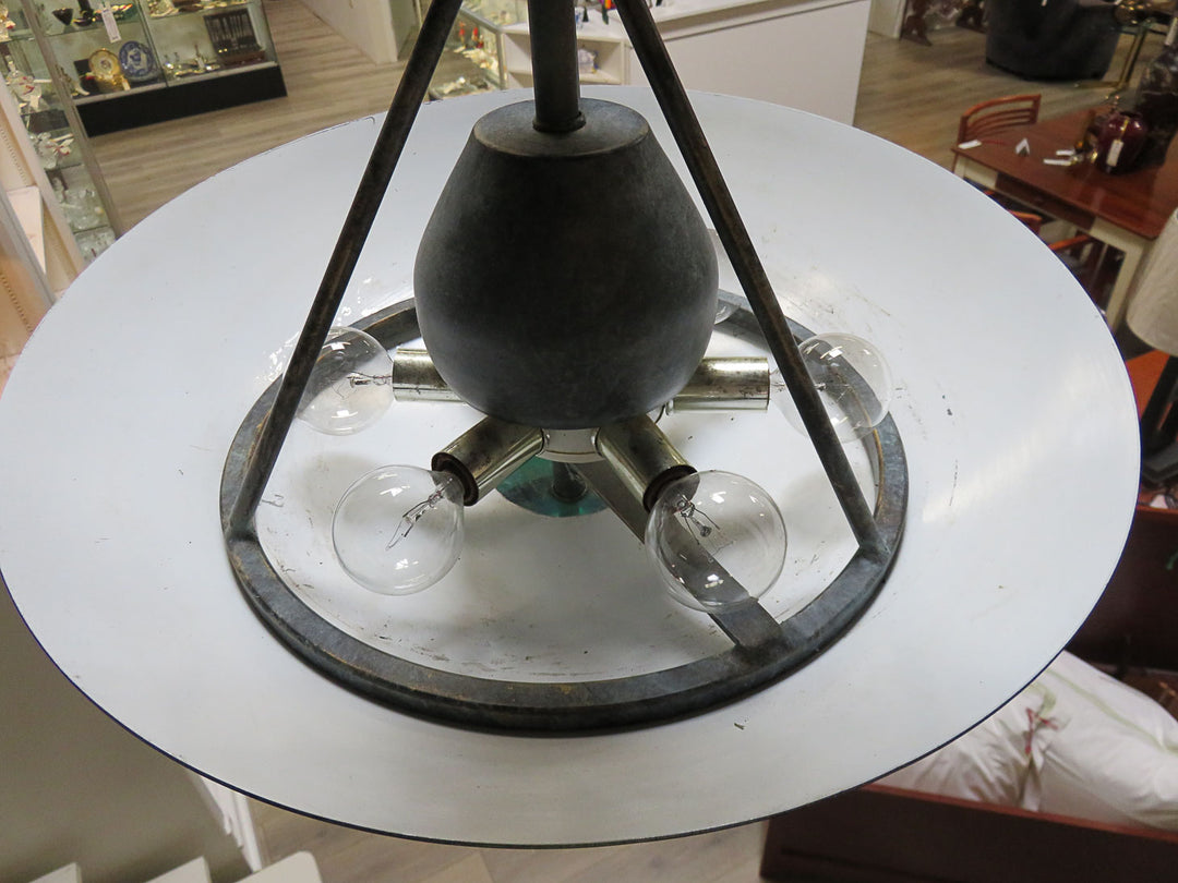Hivo Van Teal Light Fixture