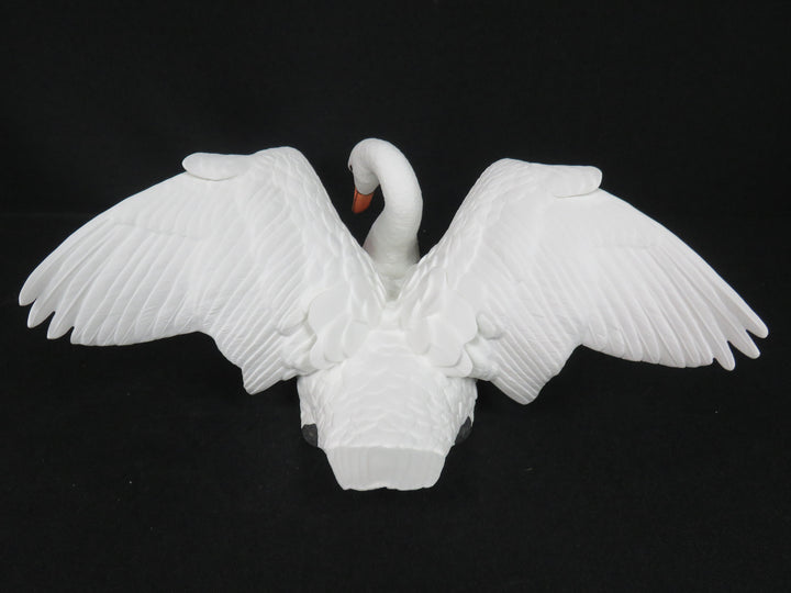 Lenox "The Majestic Swan" Figurine
