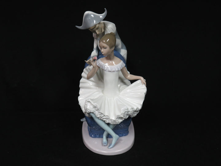 Nao Figurine