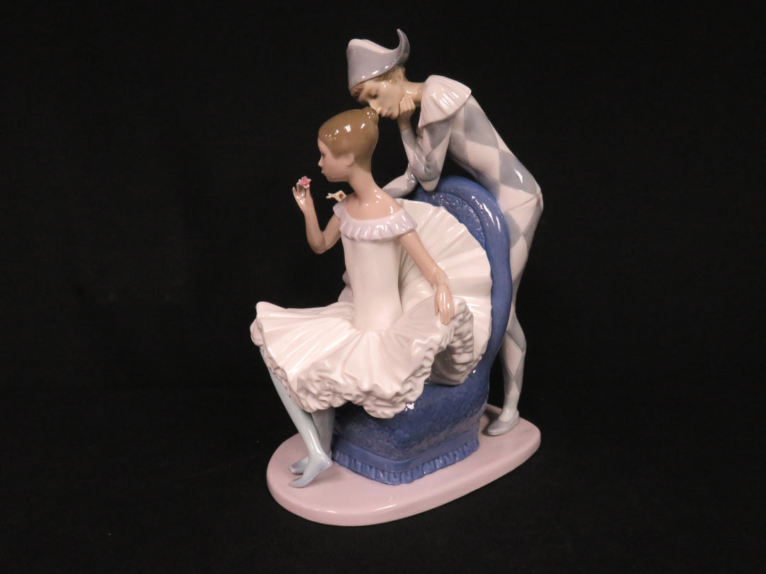 Nao Figurine
