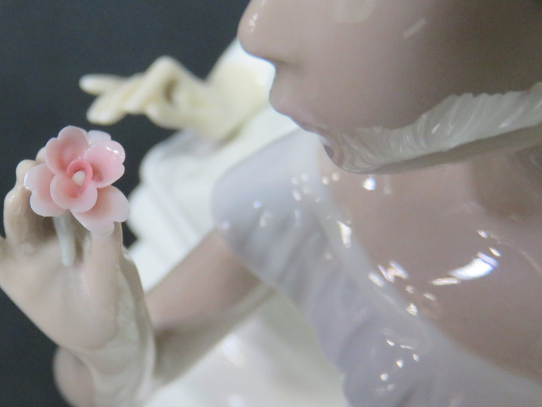 Nao Figurine
