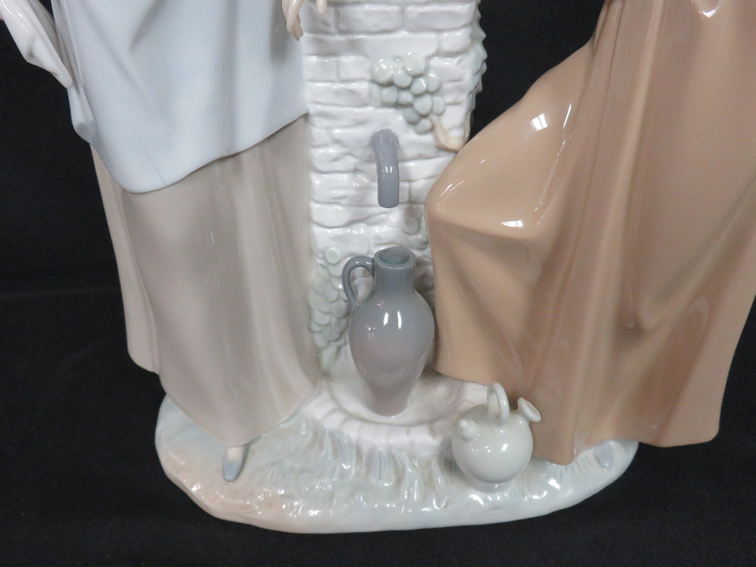 Nao Figurine