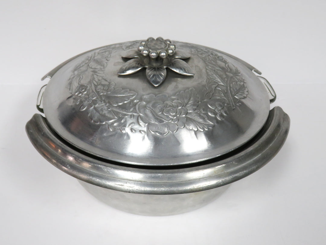 Everlast Covered Aluminum Casserole