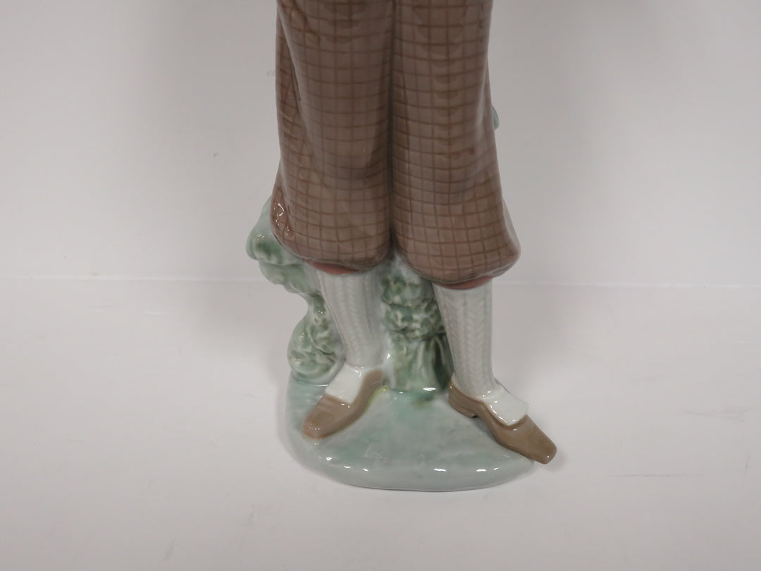 Lladró Golfer Figurine