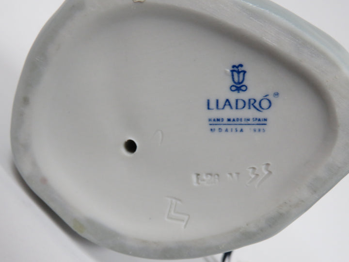 Lladró Golfer Figurine