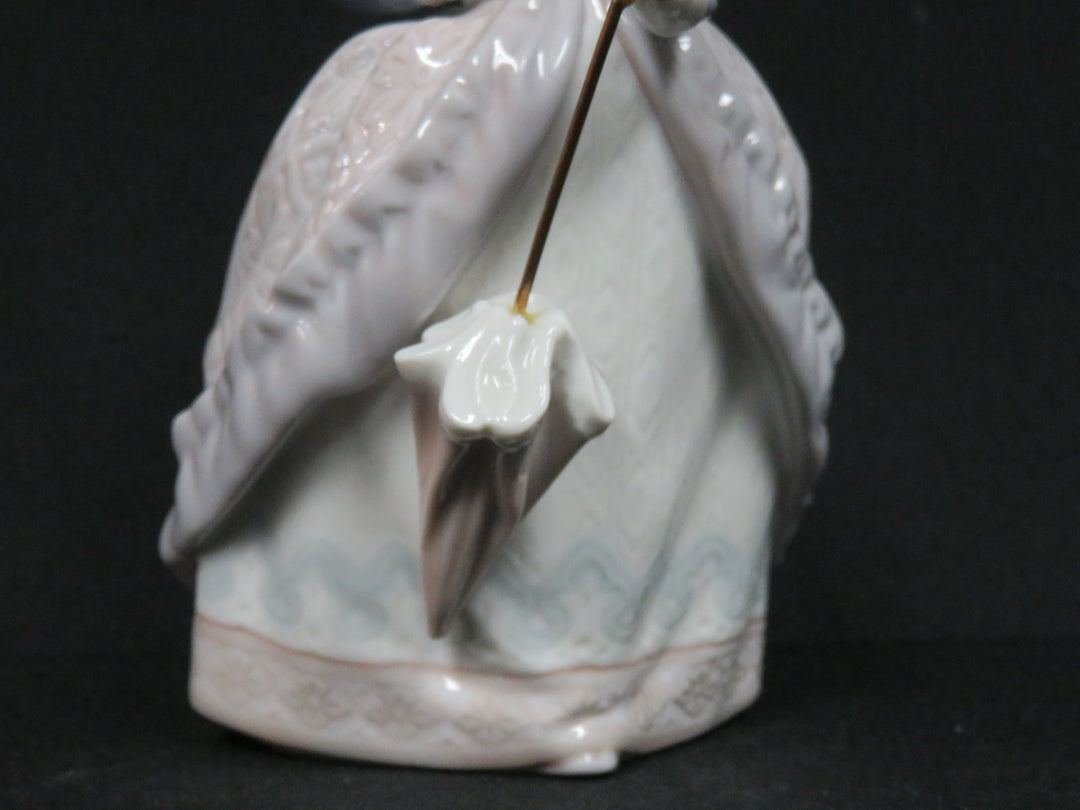 Lladró Evita Figurine