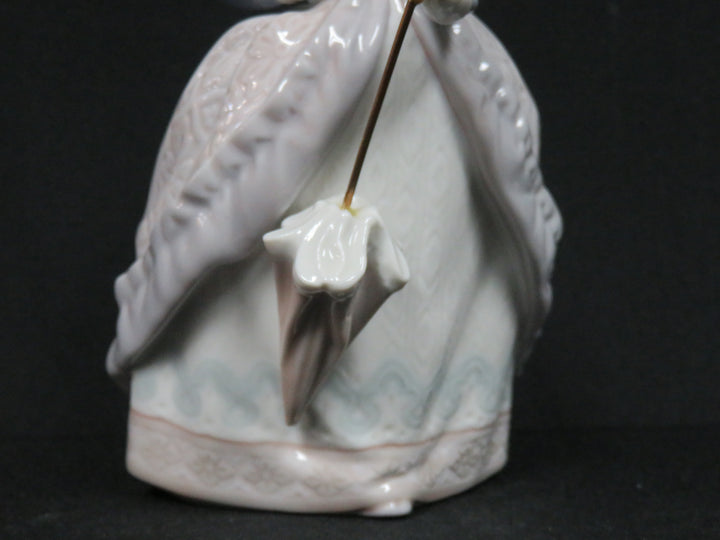 Lladró Evita Figurine