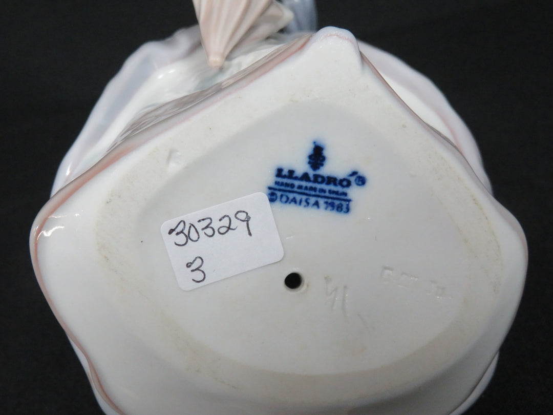 Lladró Evita Figurine