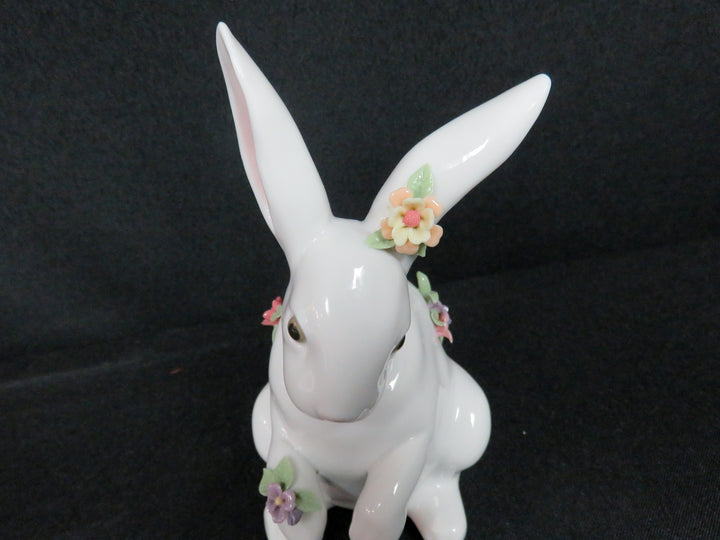 Lladró Bunny Figurine
