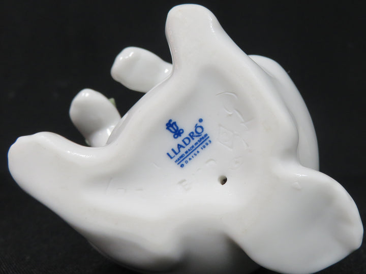 Lladró Bunny Figurine