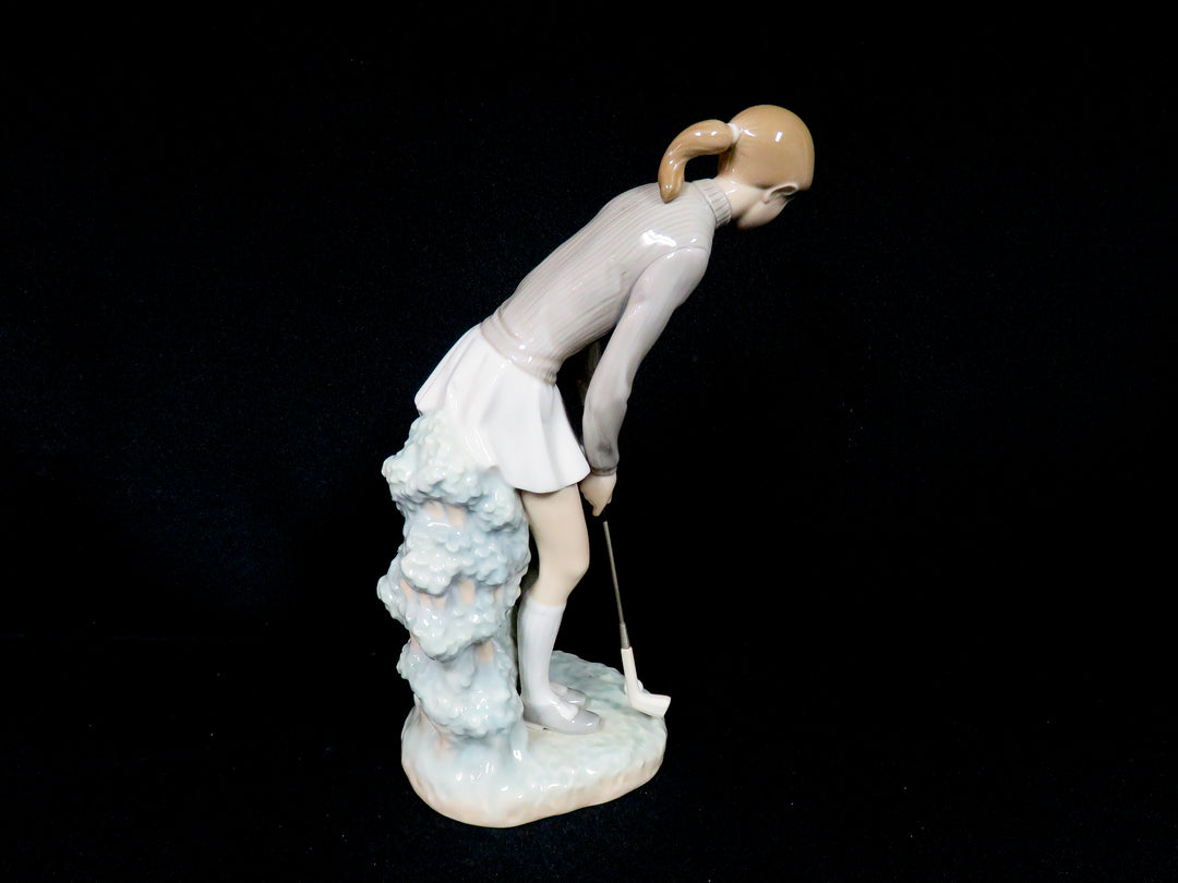 Lladró "Lady Golfer"