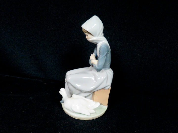 Lladró Duck Seller Figurine