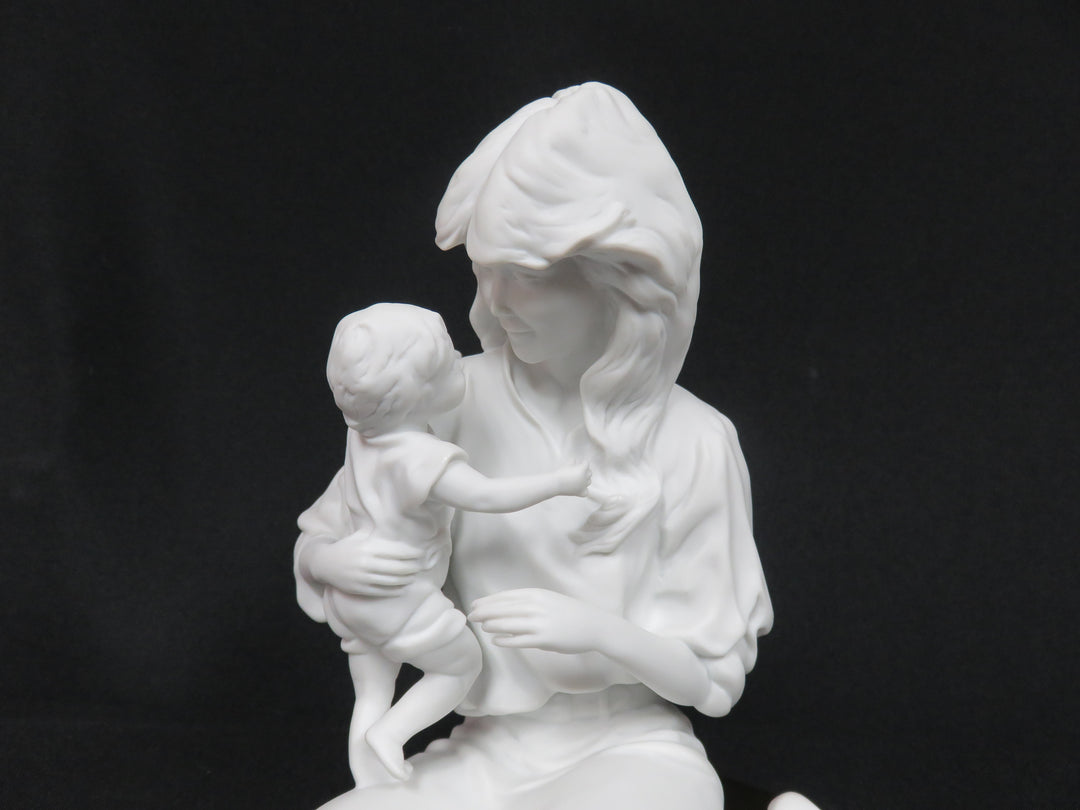Kaiser "Mother & Child" Figurine