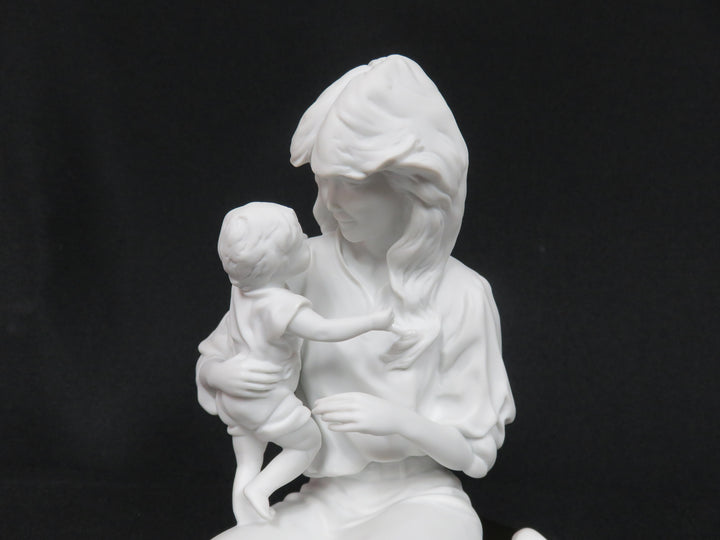 Kaiser "Mother & Child" Figurine