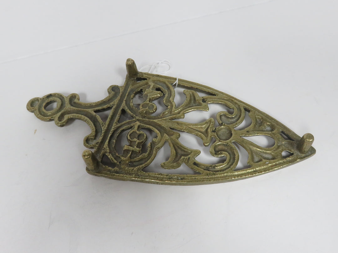 Wilton Trivet/Iron Stand