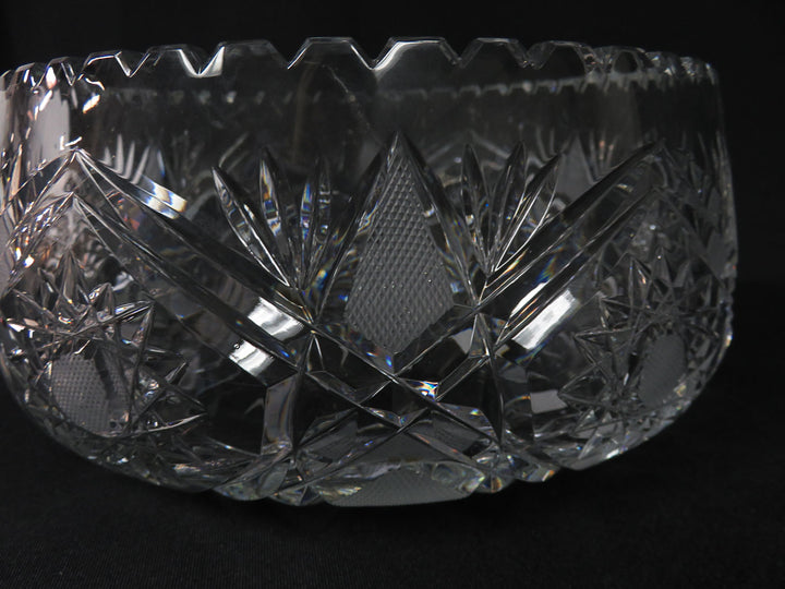 Queen's Lace Centerpiece Bowl